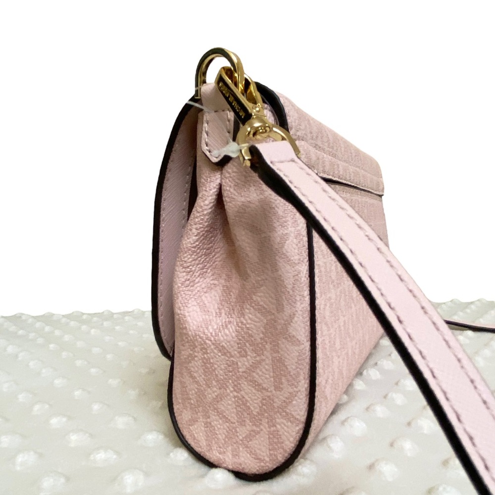 Michael Kors purse - Picture 5 of 9